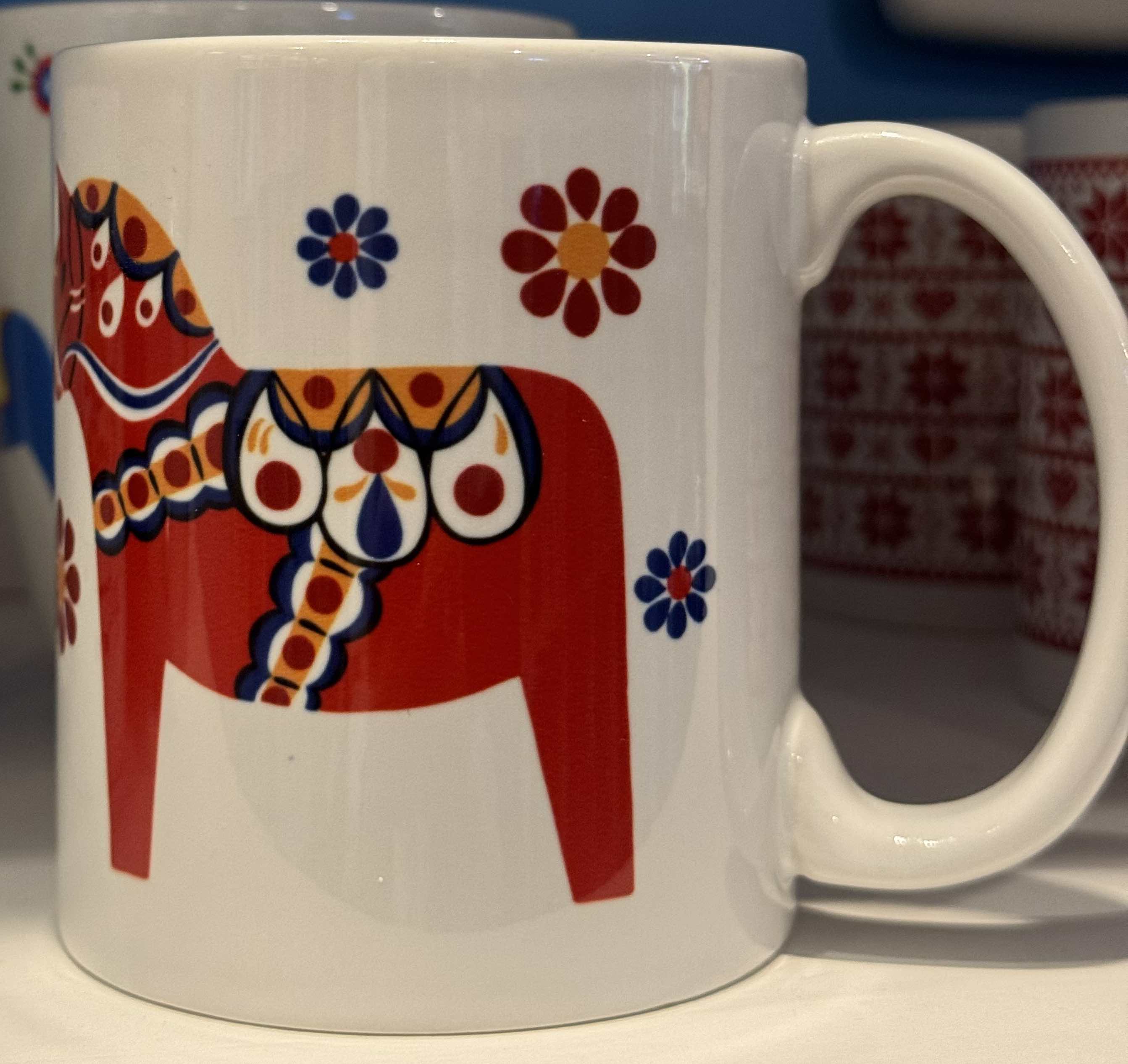 Rounded Dala horse and kurbits mug