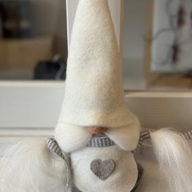 White tomte